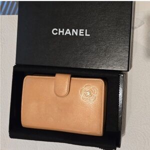 Chanel Camellia Accent French Wallet With Branded Box